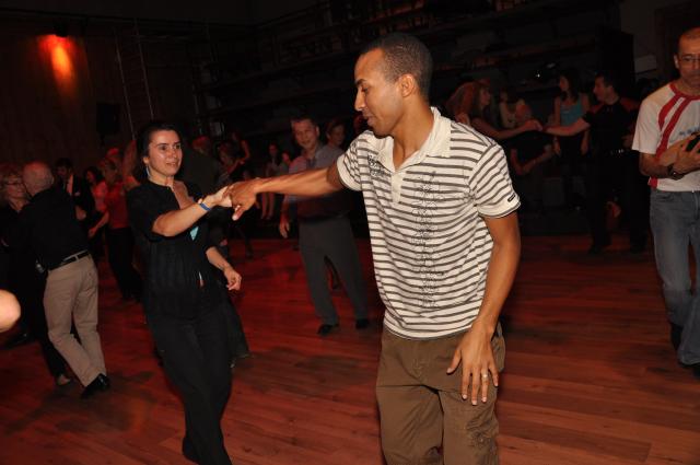 min 2010 10 17 station danse 236